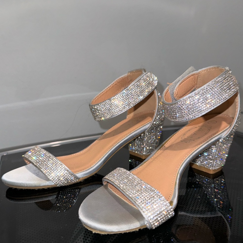 Sparkle shoes